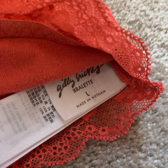 Large Gilly Hicks bralette pinkish orange color - Picture 3 of 3